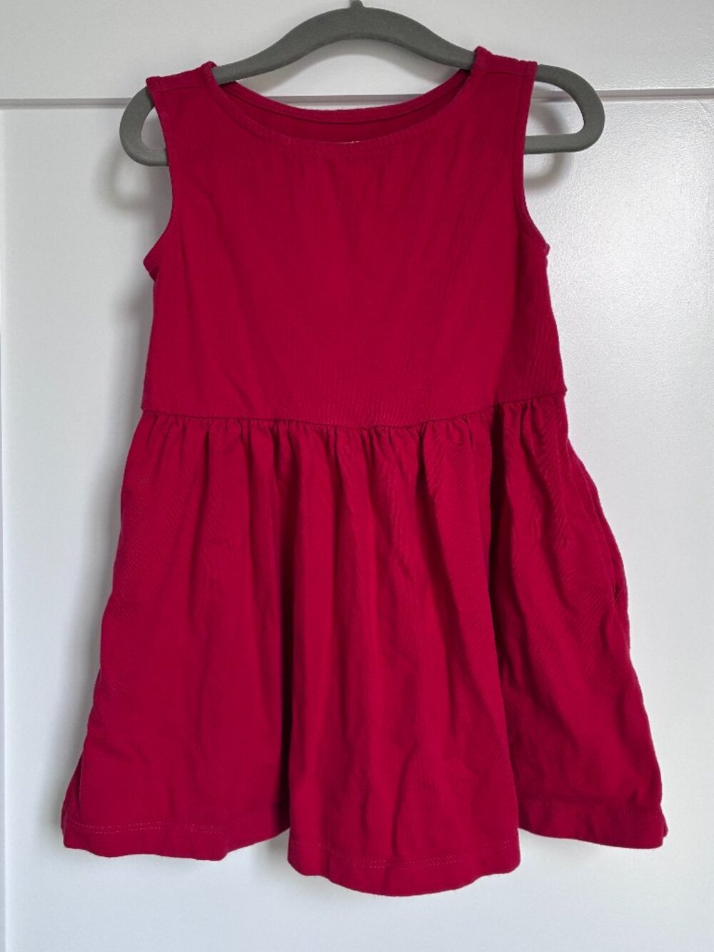 Primary recess dress